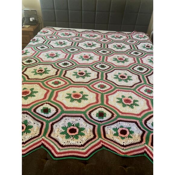 Handmade Other - Vintage Large Crochet 3D Flower Afghan Blanket 96"x87" Beautiful